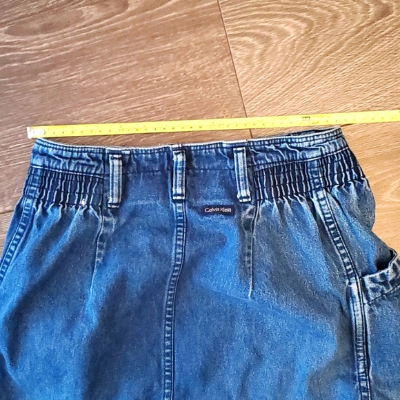 💙🤍 Vintage Calvin Klein High Waisted Jean Wrap Skirt - Denim - SMALL - Picture 3 of 16